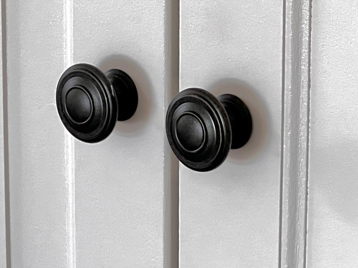 Salon Towel Cabinet&nbsp;Project